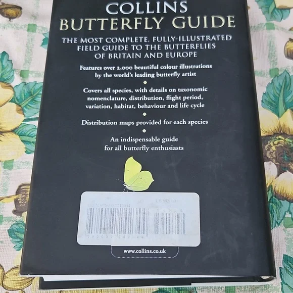 Collins Butterfly Guide - Picture 2 of 4